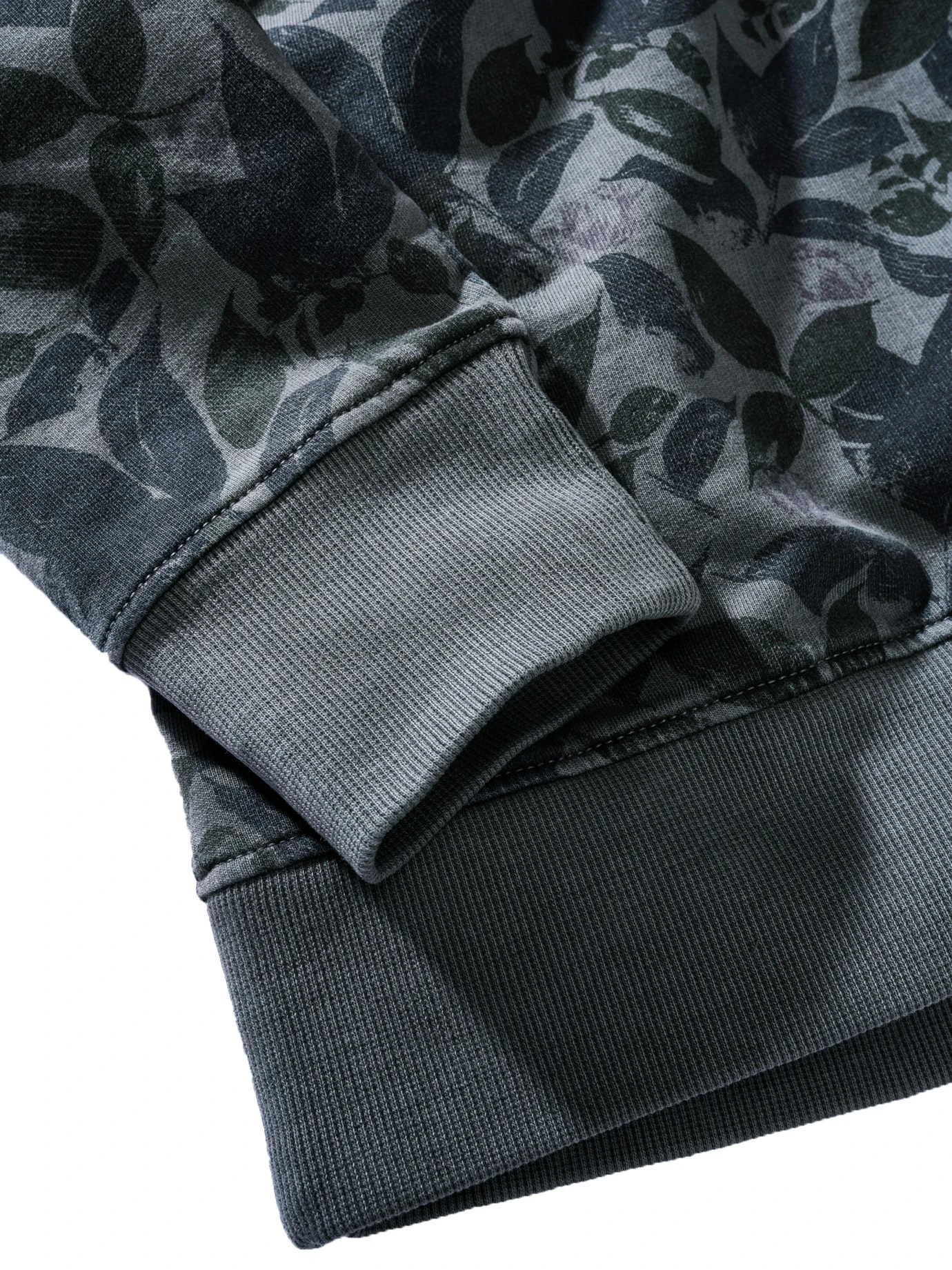 Friendly-Camouflage-Sweatshirt 7 Friendly-Camouflage-Sweatshirt – Bild 7