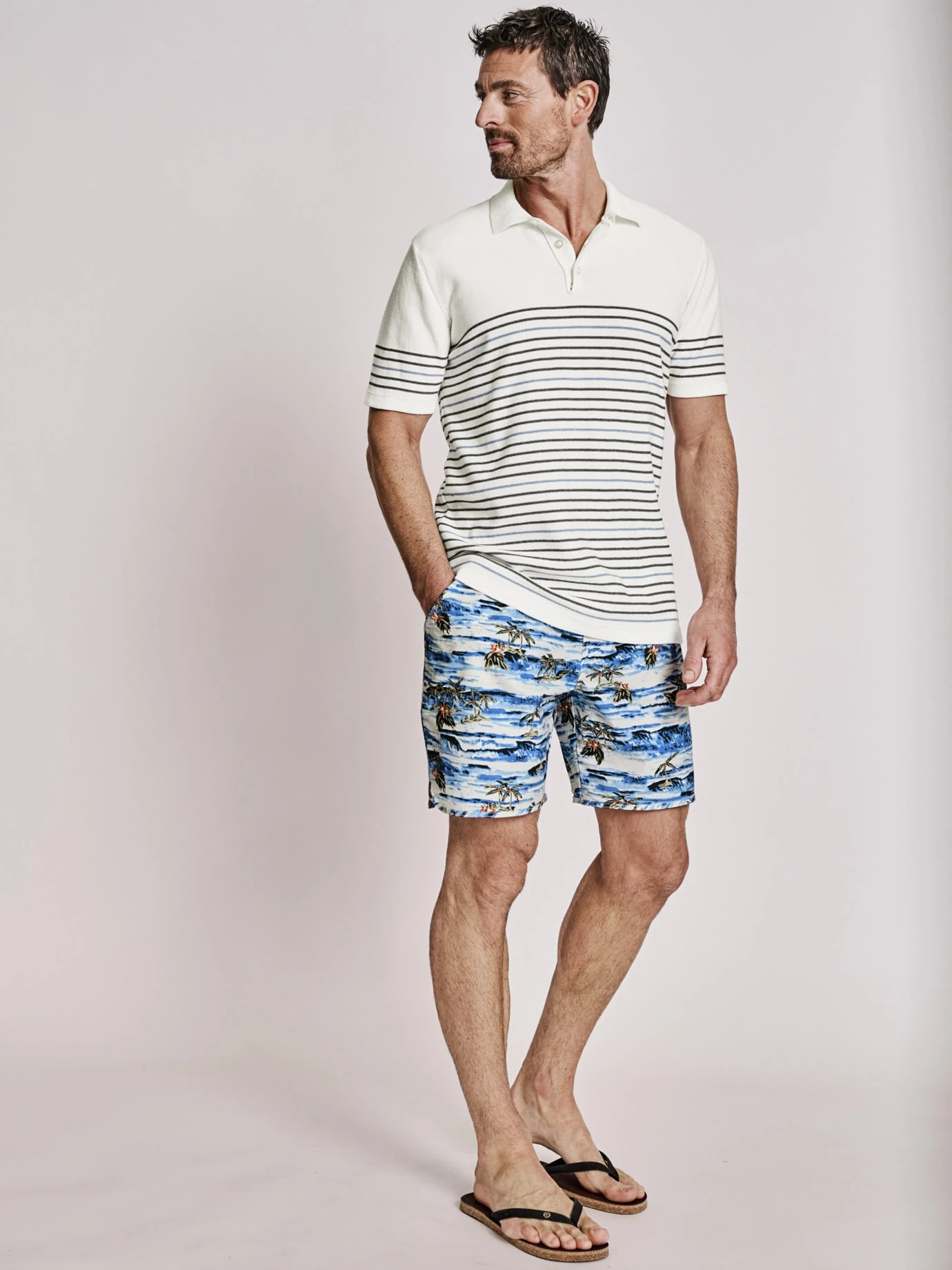 Halbstreifen-Strickpolo 2 Halbstreifen-Strickpolo – Bild 2