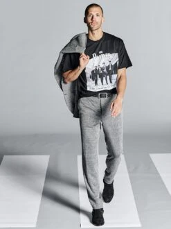 Pilzkopf-Shirt -Jacken Verkaufs-Shop EC23 6622 DE 1