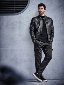 Innovationen-Pullover 39 Innovationen-Pullover -Jacken Verkaufs-Shop EC23 7307 DD 1