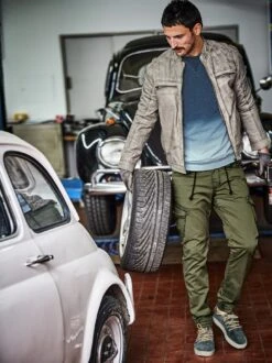 Denimania-Sweatshirt -Jacken Verkaufs-Shop EC23 7897 DE