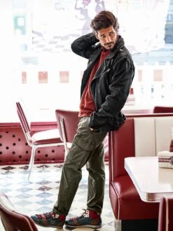 37 Grad-Pullover 28 37 Grad-Pullover -Jacken Verkaufs-Shop EC23 7903 DD 1