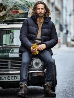 Große-Kammer-Jacke -Jacken Verkaufs-Shop EC24 6685 DE